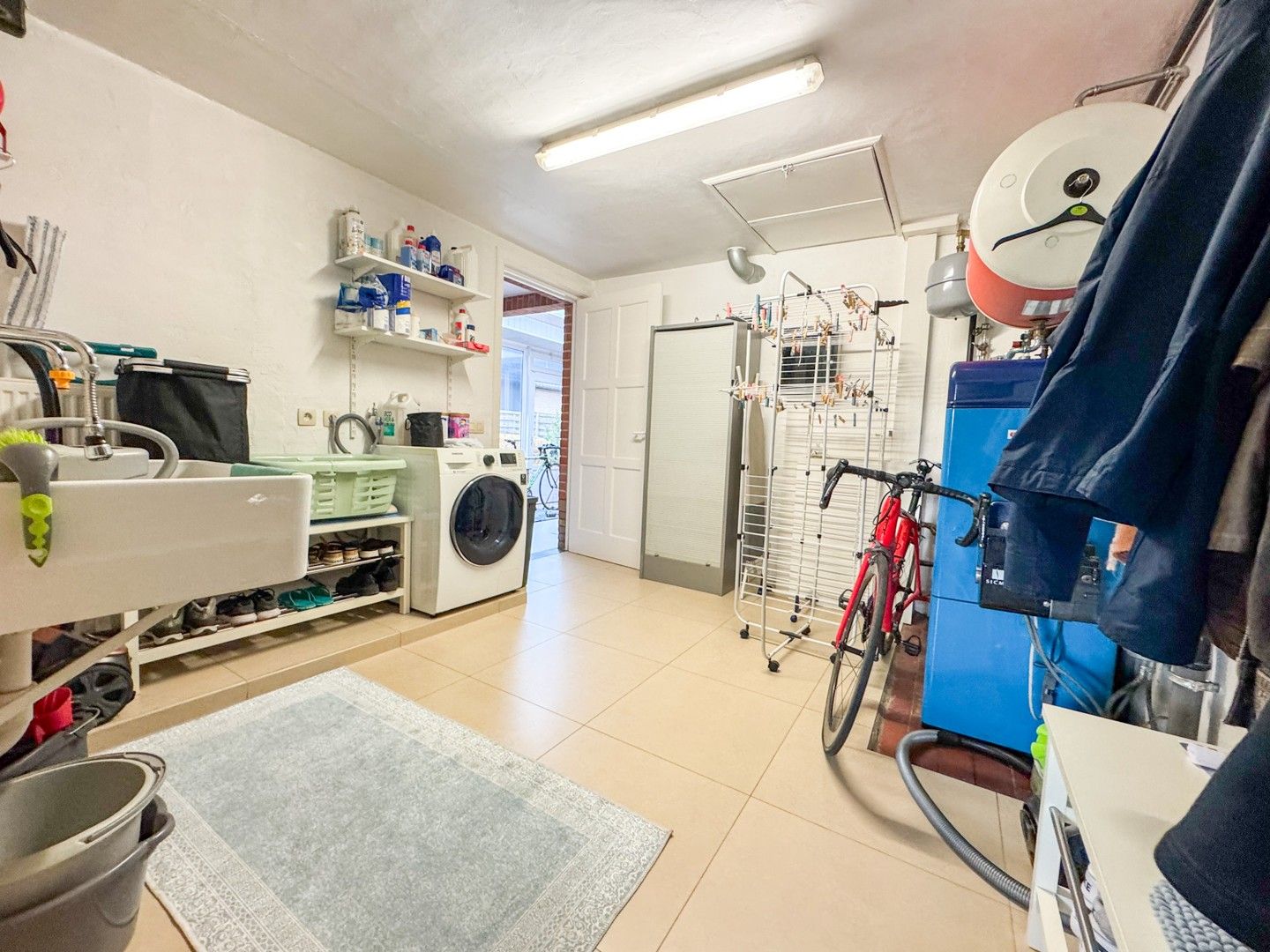 Charmante rustig gelegen woning met ruime tuin en garage! foto 12