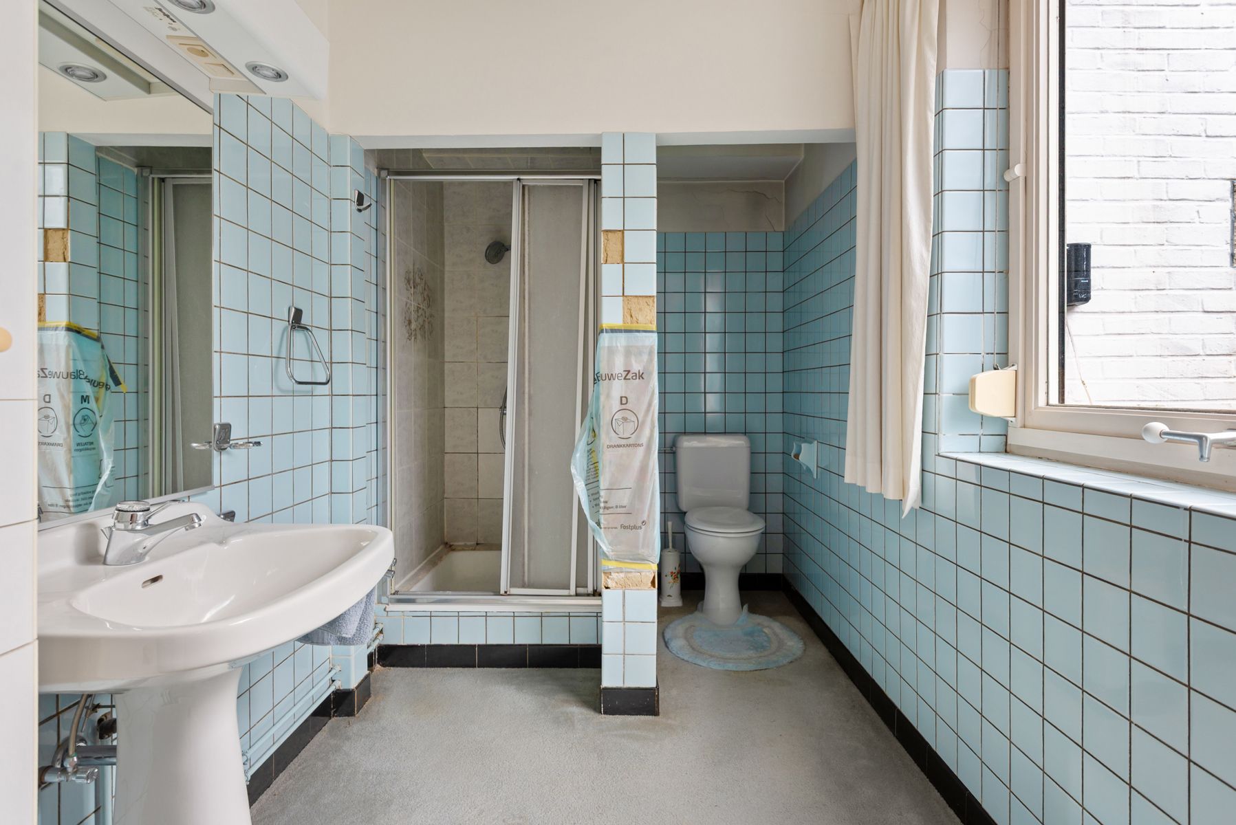 Te renoveren villa met naastgelegen bouwgrond op 6000 m². foto 25