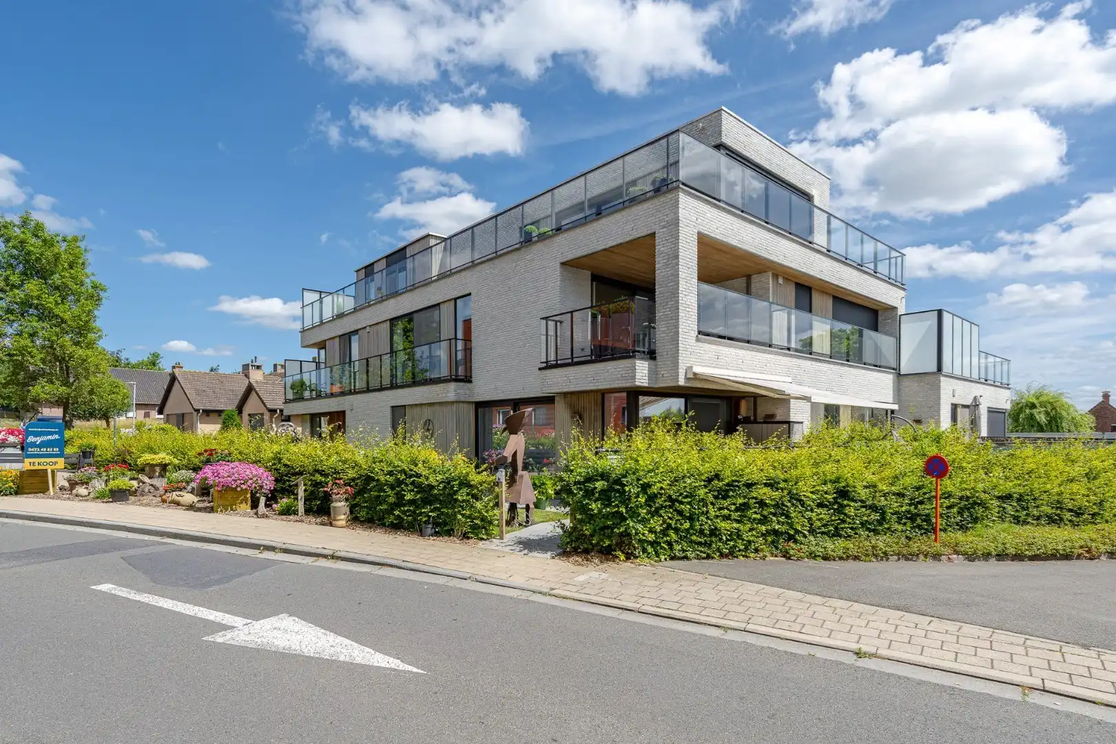 Ruim, lichtrijk gelijkvloers appartement met 3 slaapkamers, garage en zonnige tuin te Beselare foto 20