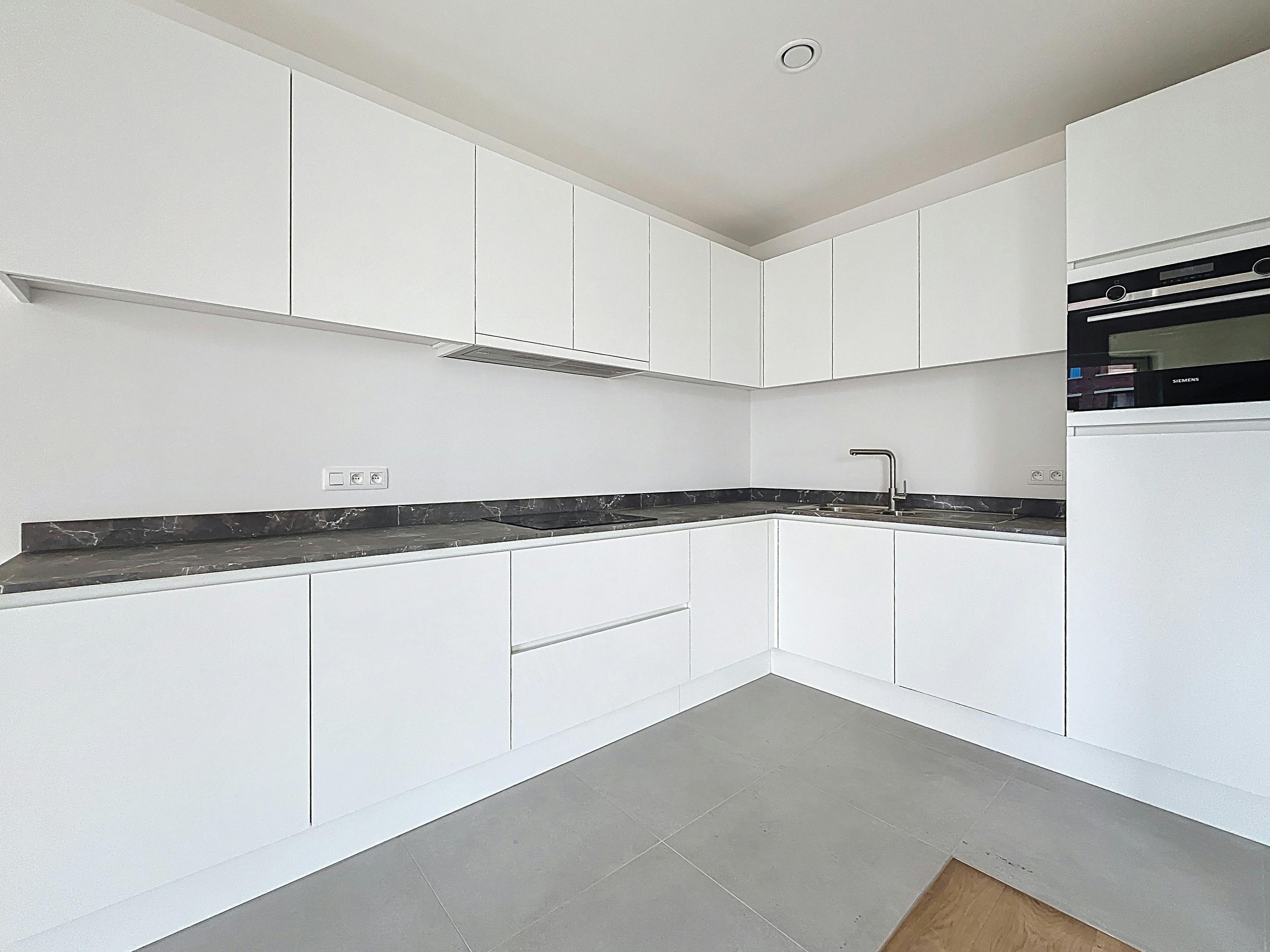 Tour & Taxis | Modern appartement in Oakland met terras foto 4