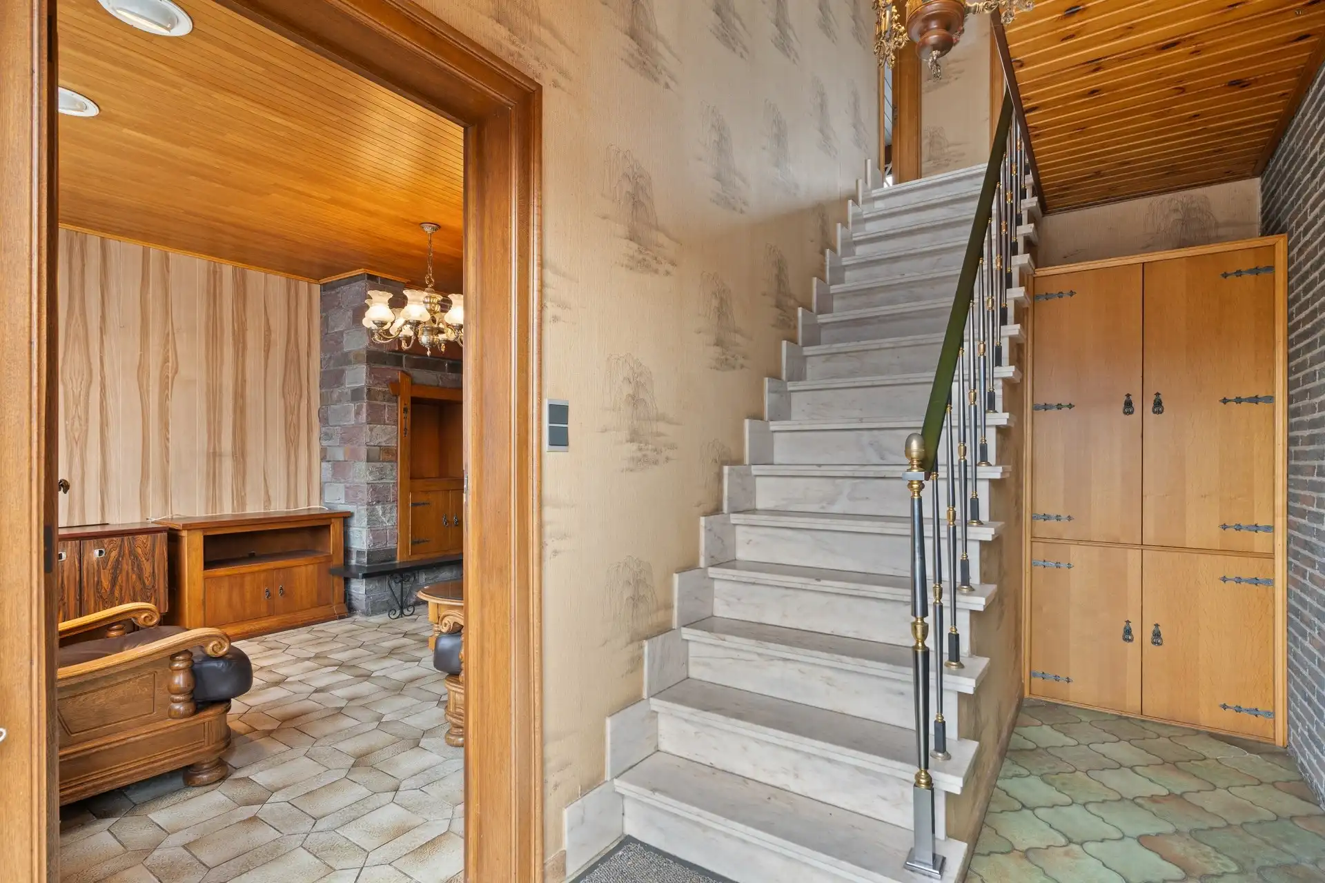 degelijke woning met veel mogelijkheden foto 13