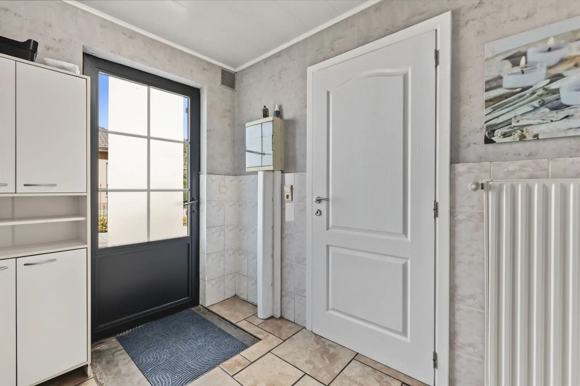 Instapklare woning op ruim perceel met paardenstallen foto 16