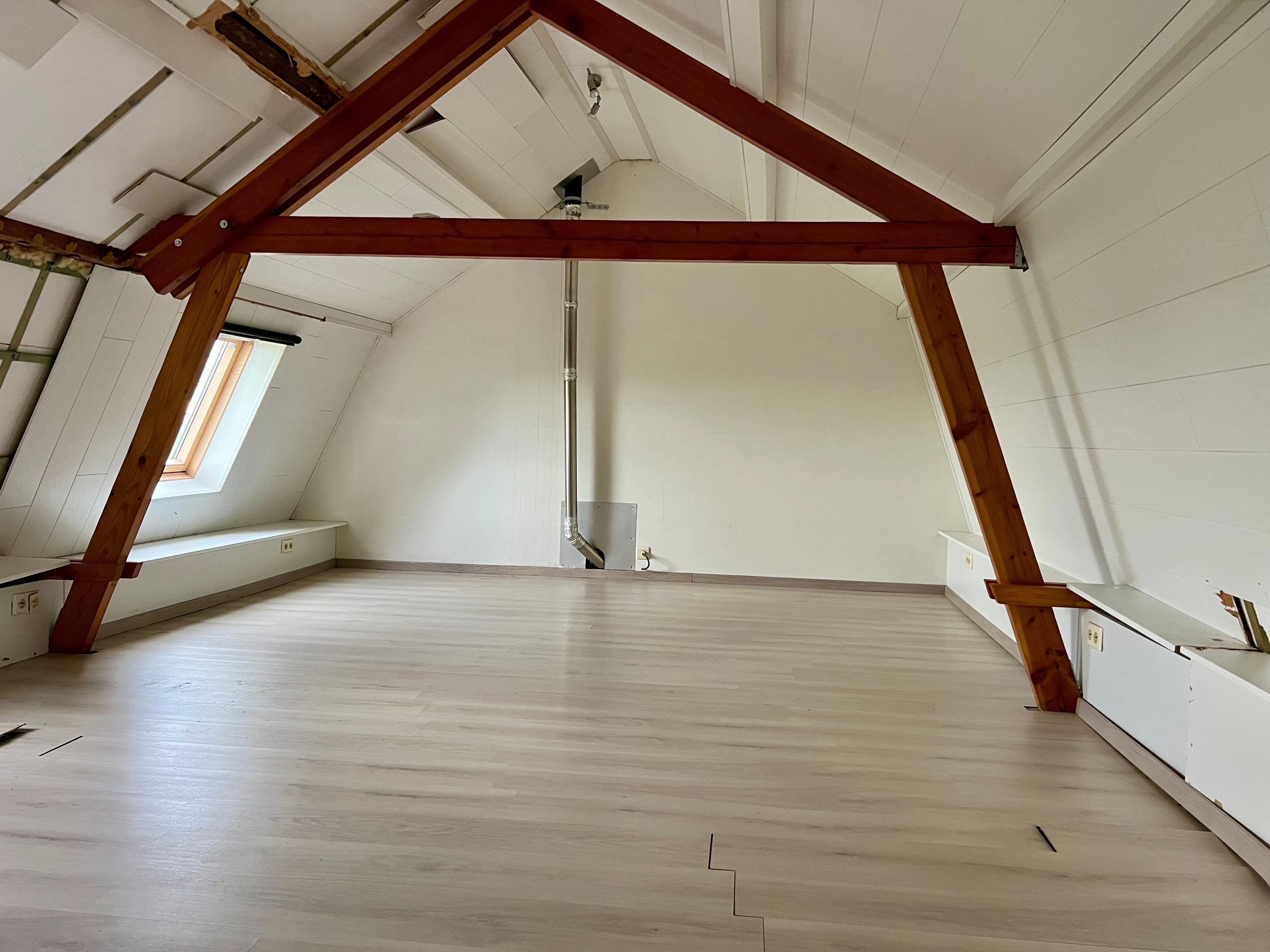 Te renoveren dijkwoning met fenomenaal zicht te Watervliet foto 7