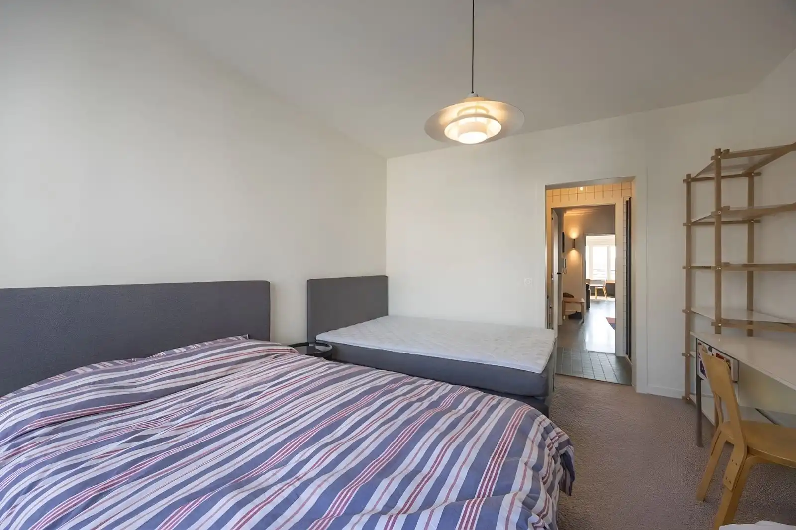 Exclusief appartement met lateraal zeezicht, veel lichtinval en twee grote slaapkamers. foto 19
