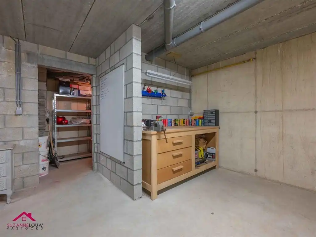 Vrijstaande woning in hedendaagse stijl foto 45