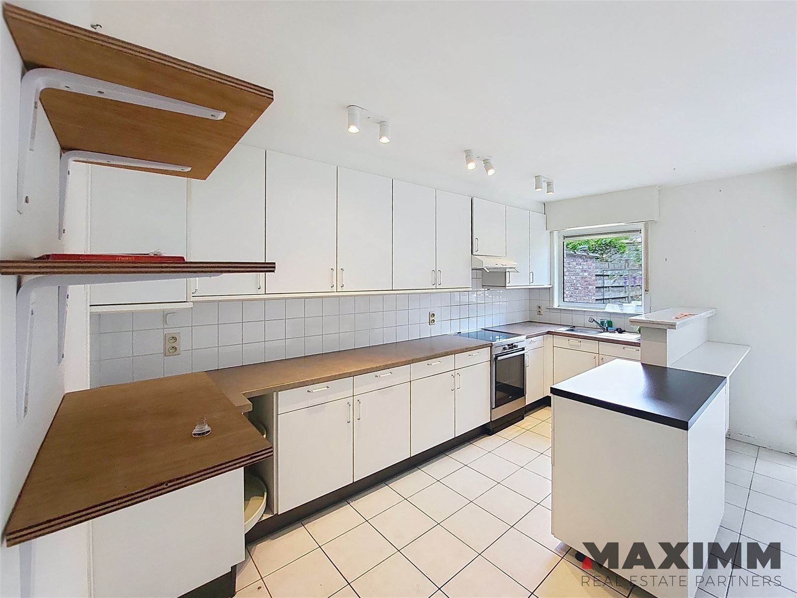 Vlot bereikbare ruime woning met 4 slaapkamer, garage + stadstuin  foto 5