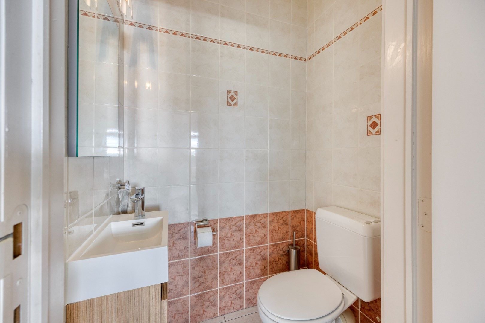 Ruim en licht appartement met 2 slaapkamers én zolderruimte foto 19