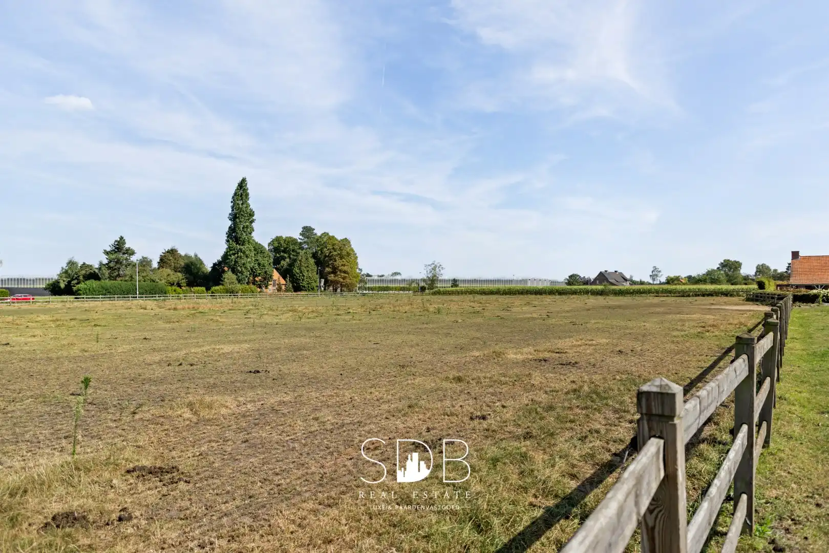 Prachtige landelijke woning met hippische accommodatie op 2,5hectare foto 38