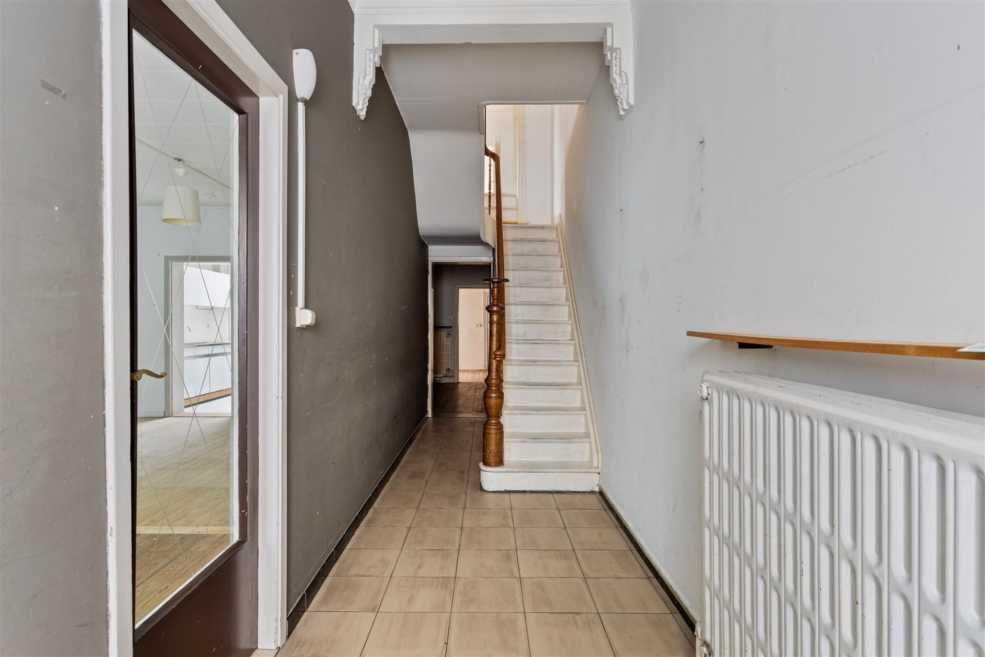 Te renoveren woning foto 3