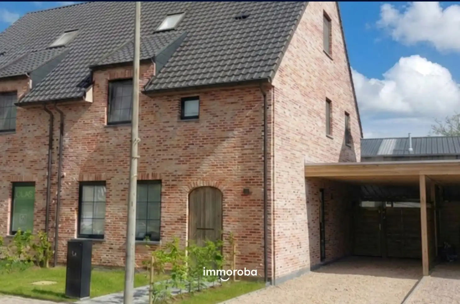 Prachtige nieuwbouwwoning te Oosterzele! foto {{pictureIndex}}