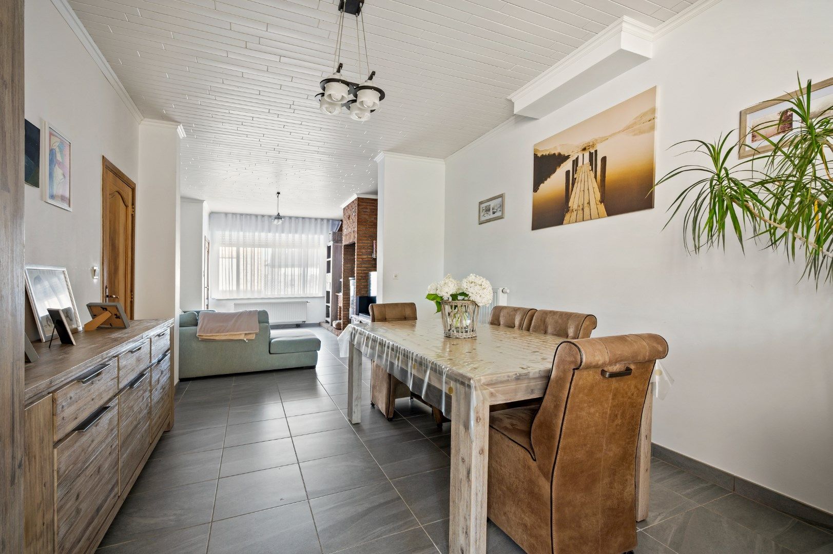RUIME WONING MET CHARMANTE VOORGEVEL IN HET RUSTIGE ZUIDSCHOTE (IEPER) foto 7