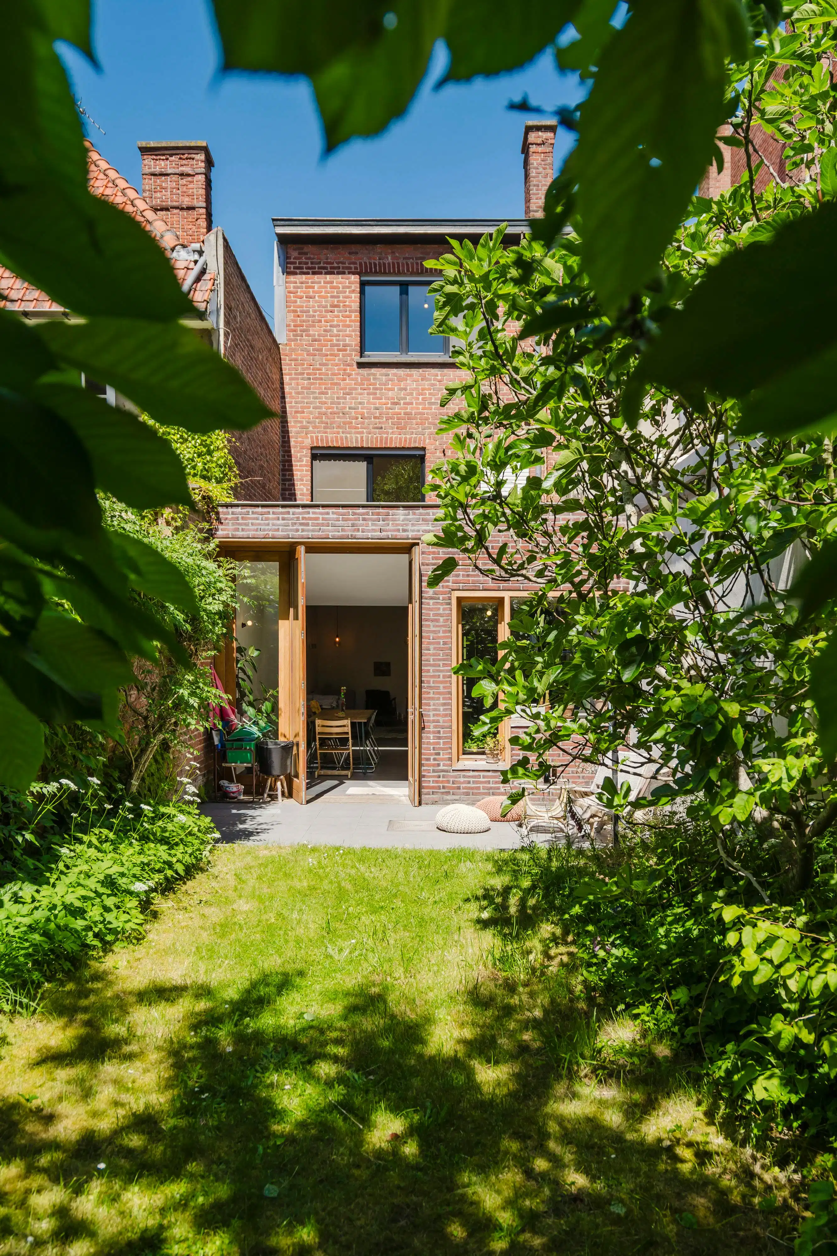 Instapklare burgerwoning met tuin en 4 slpk in Beverlaai  foto 24