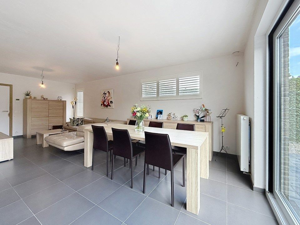 Moderne halfopen woning met tuin en garage – Rustige, centrale ligging! foto 2