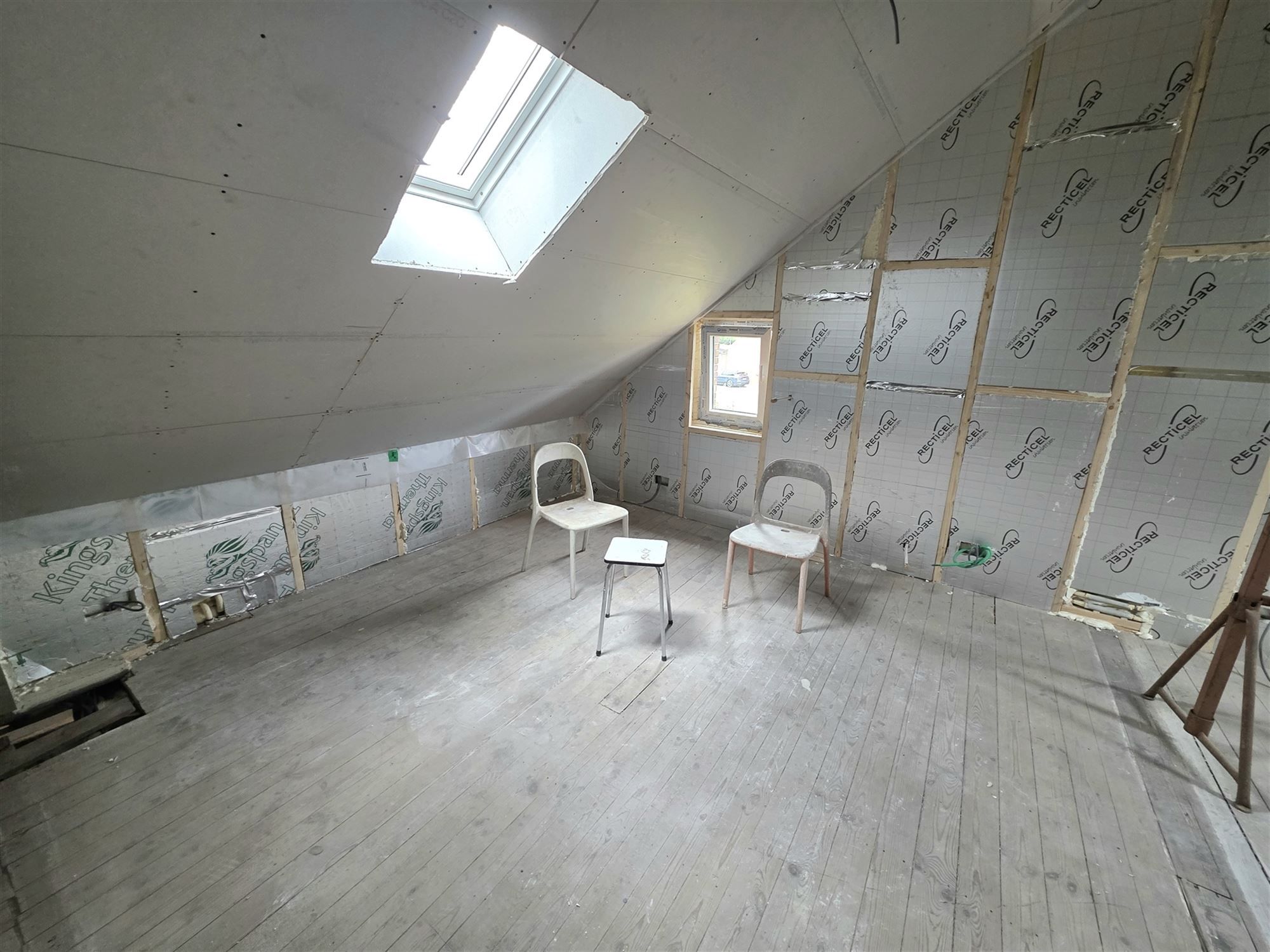 Gedeeltelijk vernieuwde boerderij op 903 m² foto 19
