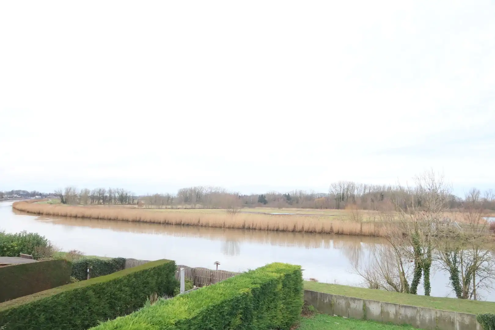 Gezellig dakappartement met 2 slk, terrasje en autostaanplaats foto 7