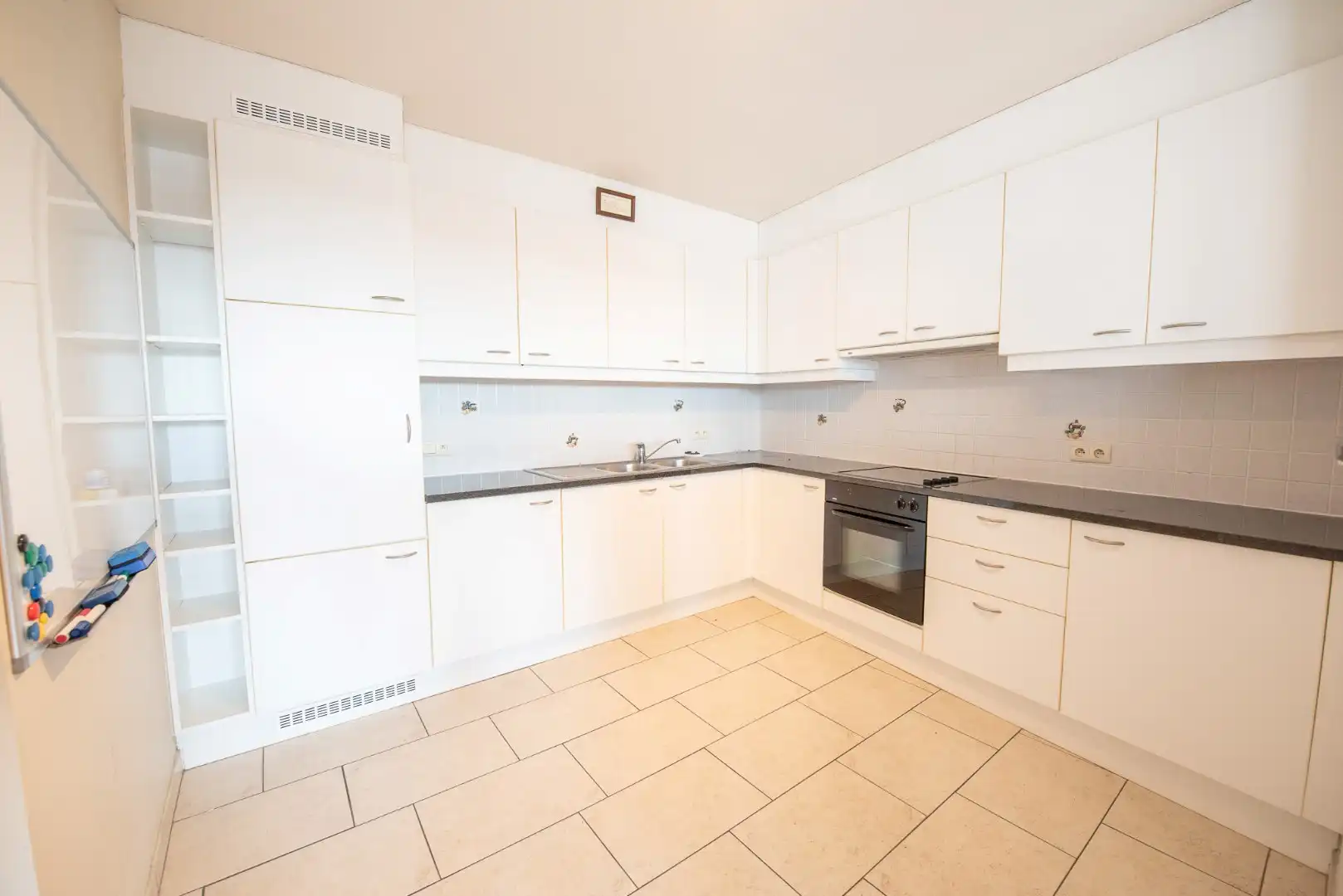 Centraal gelegen appartement in Zulte. foto 3