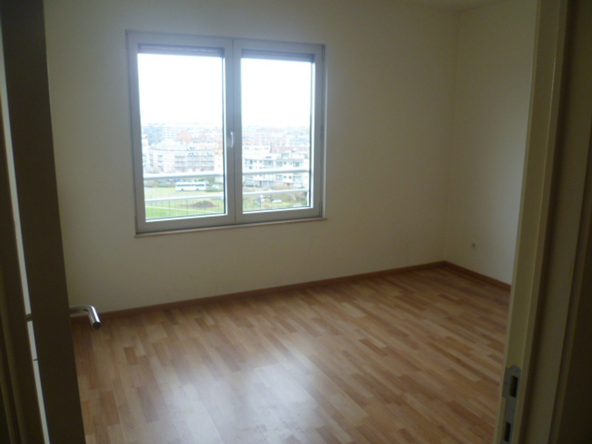 2 slaapkamer appartement met groot terras + P foto 9