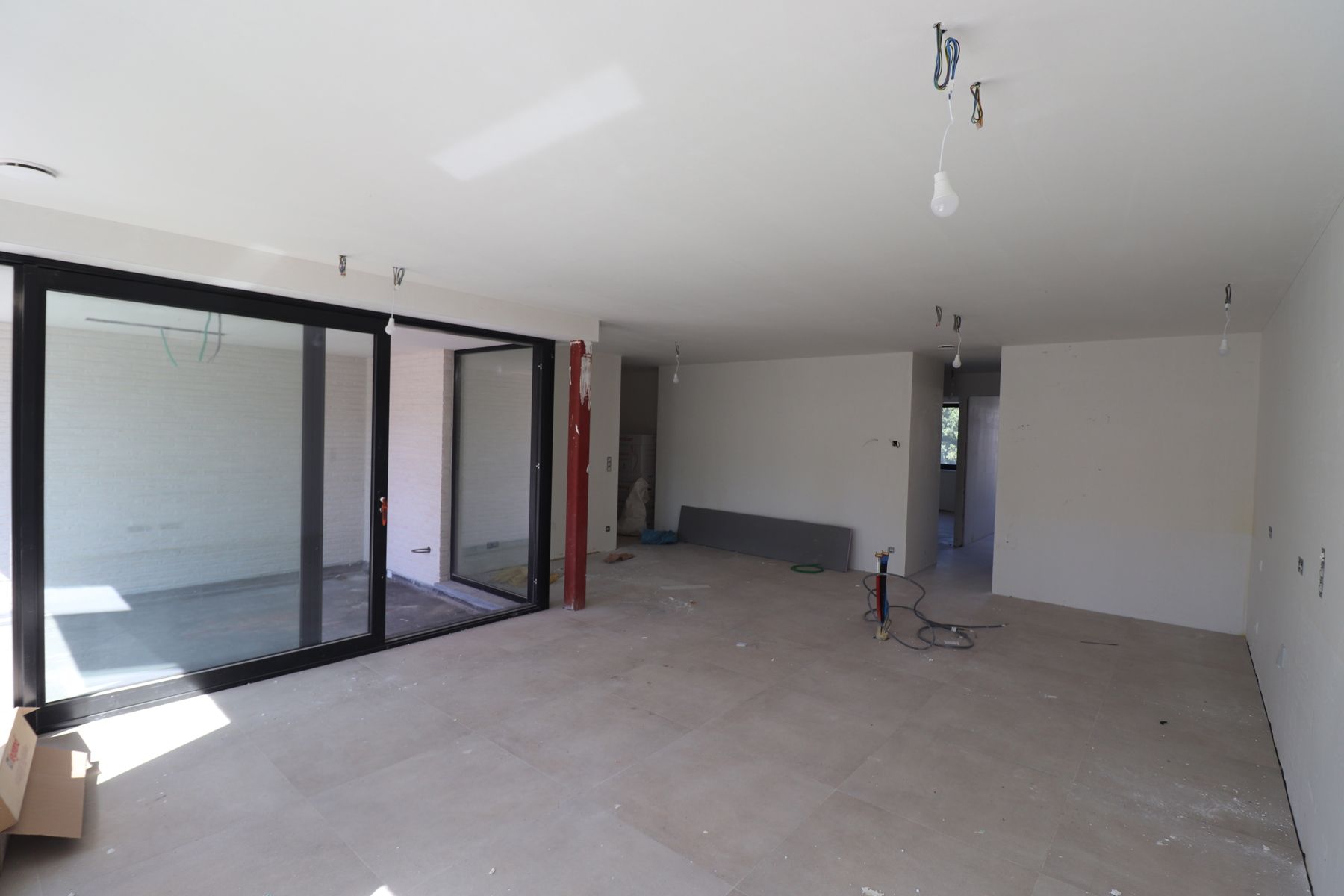 Nieuwbouw appartement op de 1ste verdieping van 95,50m² met 2 slaapkamers en terras. foto 5
