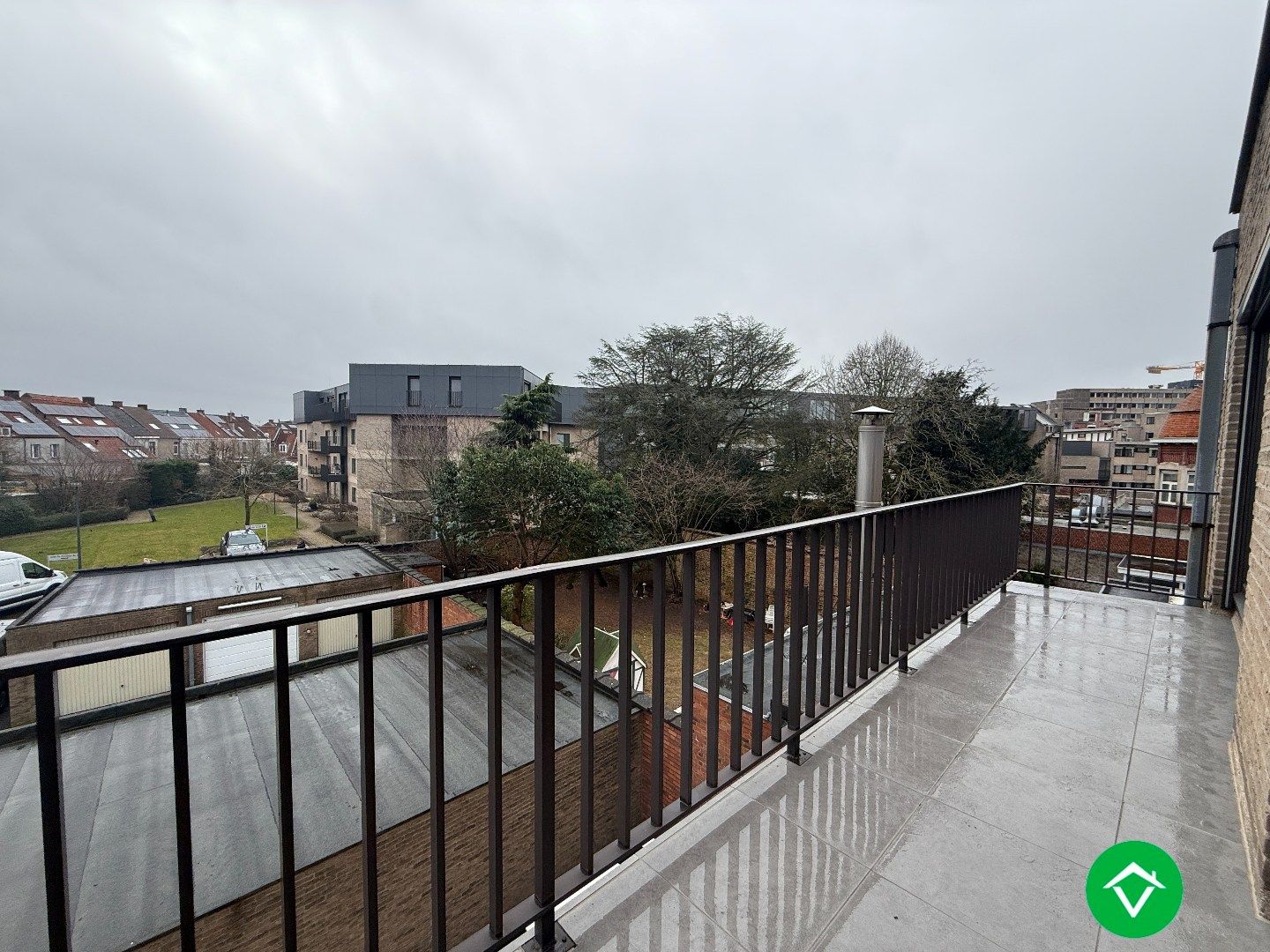 Ruim 2-slaapkamersappartement met garage in centrum Roeselare  foto 13