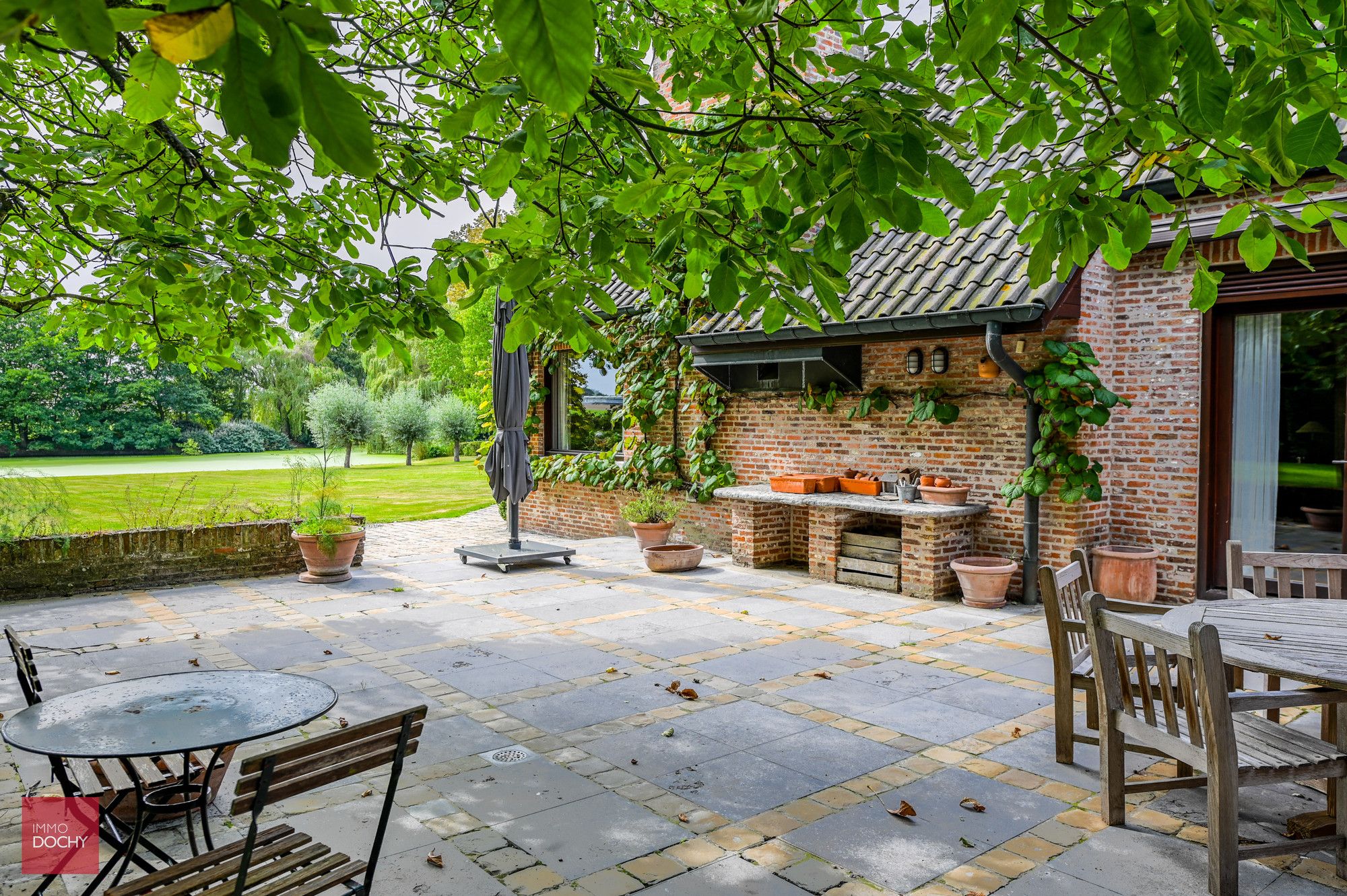 Ruim landhuis in prachtig domein van ca. 2ha foto 13