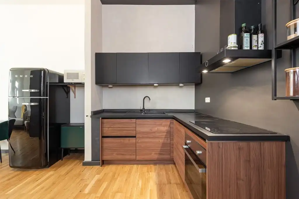 Recent gerenoveerd gelijkvloers met terrasje foto 4