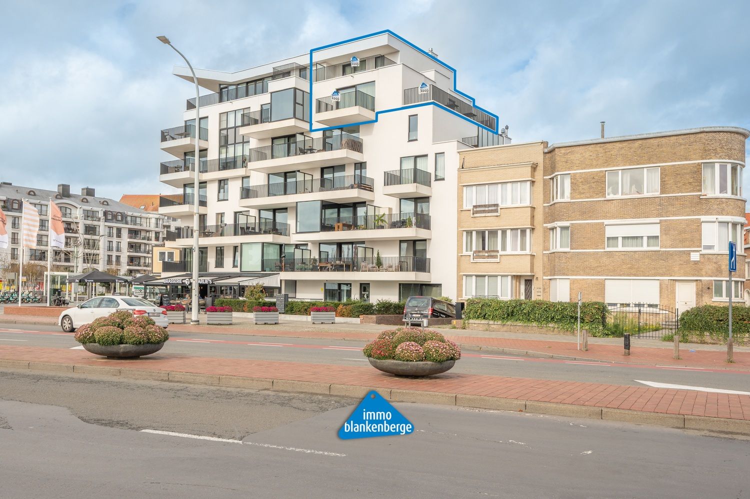 Exclusief Duplexappartement met Drie Ruime Terrassen foto {{pictureIndex}}