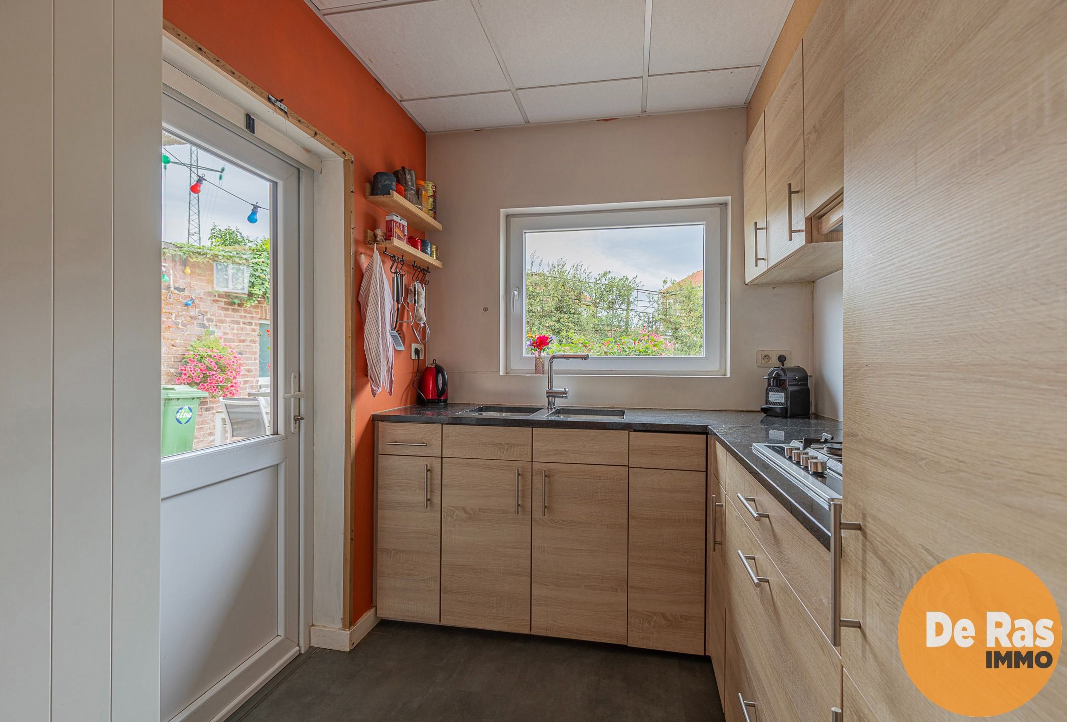 HERZELE -Leuke en perfect instapklare woning centrum Herzele foto 7