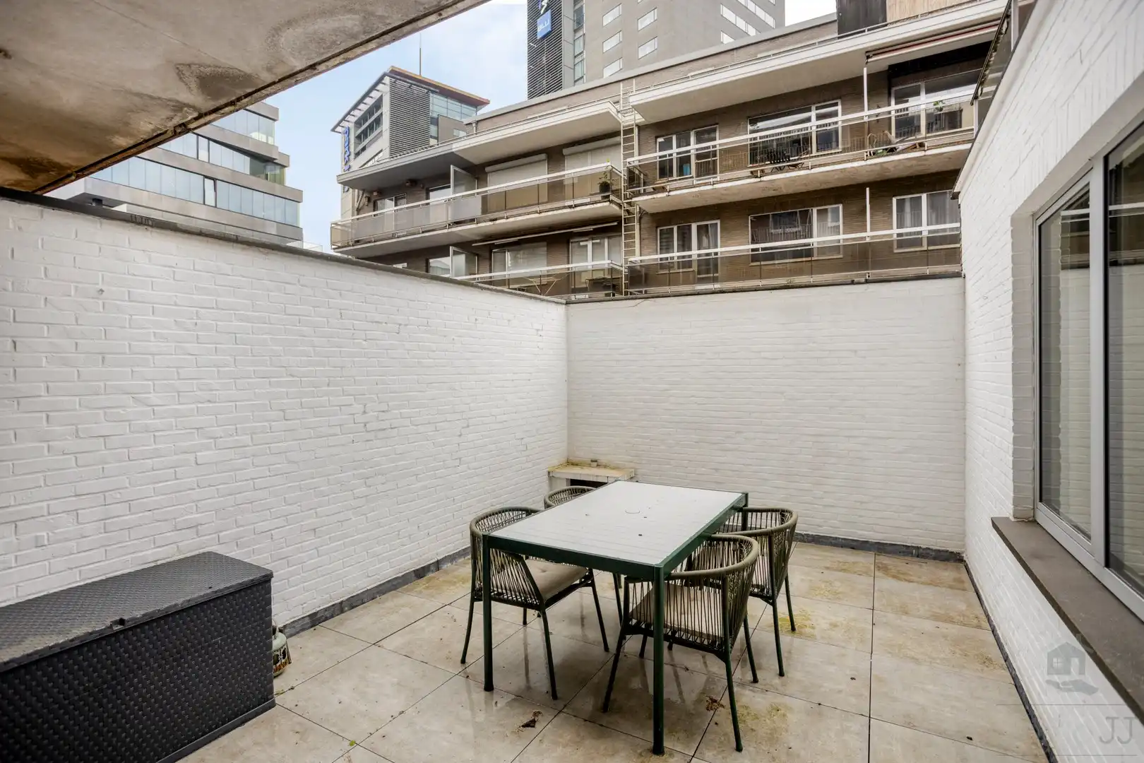 Gerenoveerd gelijkvloers appartement foto 7