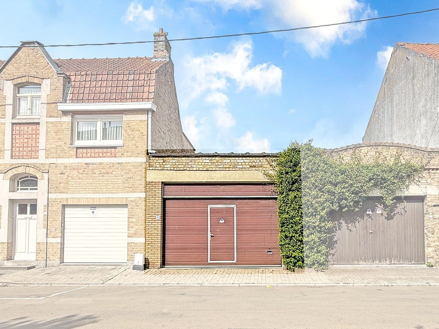 Prachtig herehuis met woonst en handelsruimte te Nieuwpoort-Stad op een zeer commerciële ligging in de Marktstraat op 400 m².  foto 2