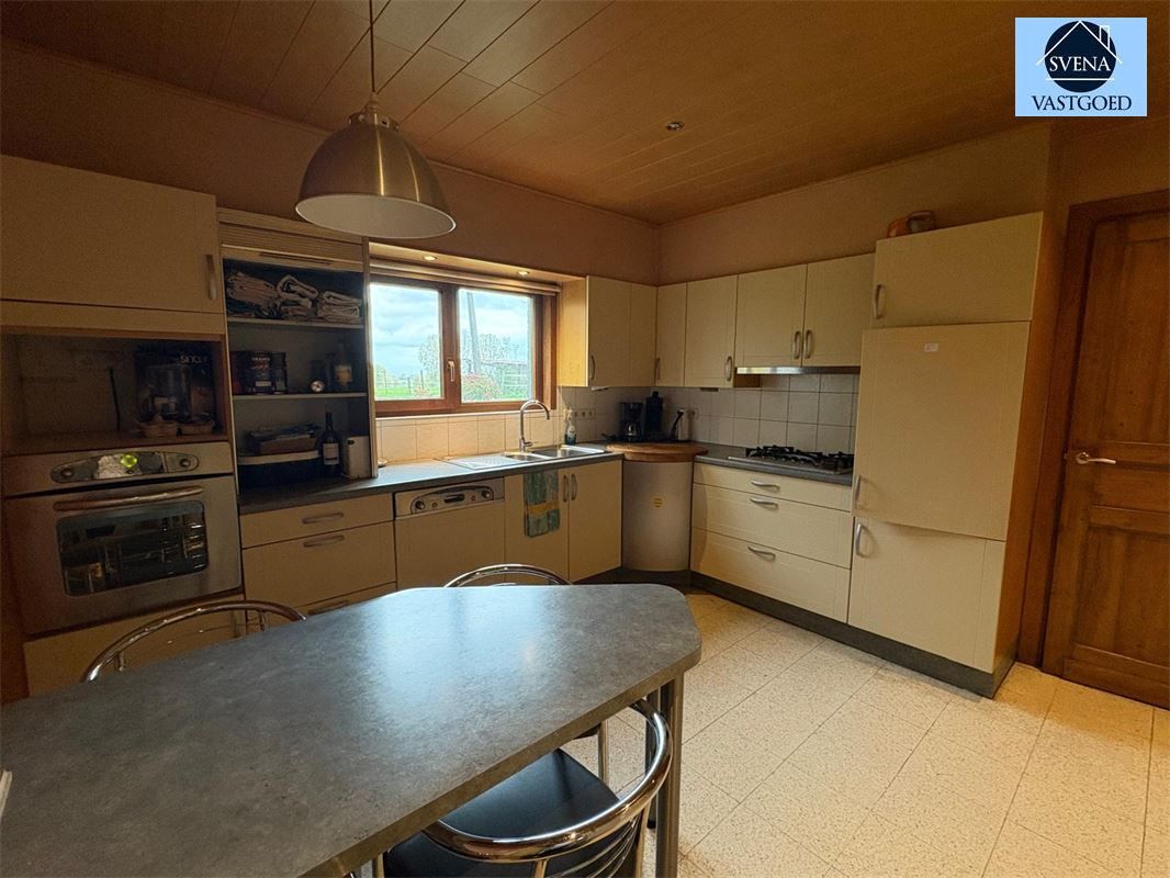 RUIME WONING MET TUIN EN WEILAND foto 7