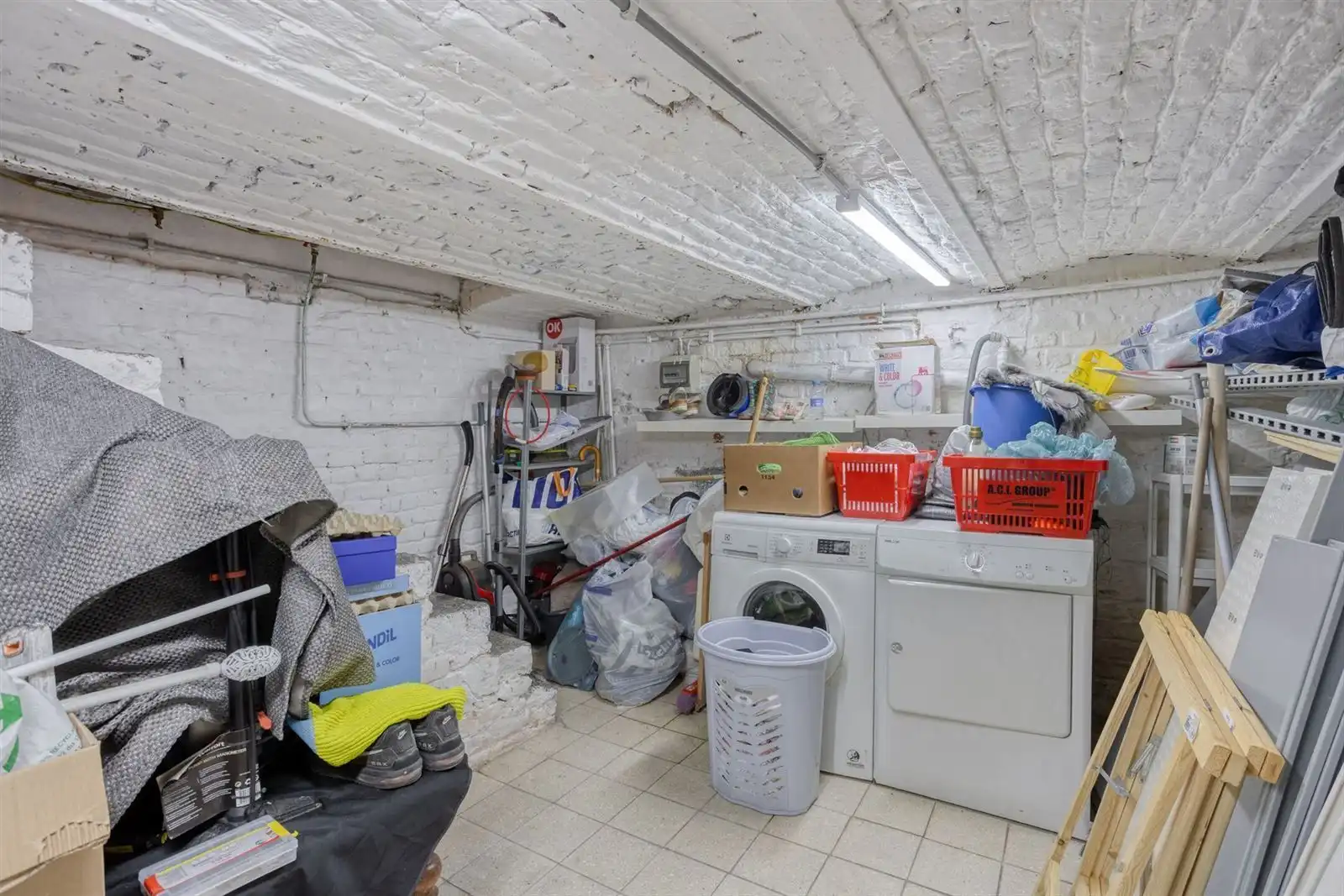 Instapklare woning met 4 slaapkamers en mooie tuin foto 17