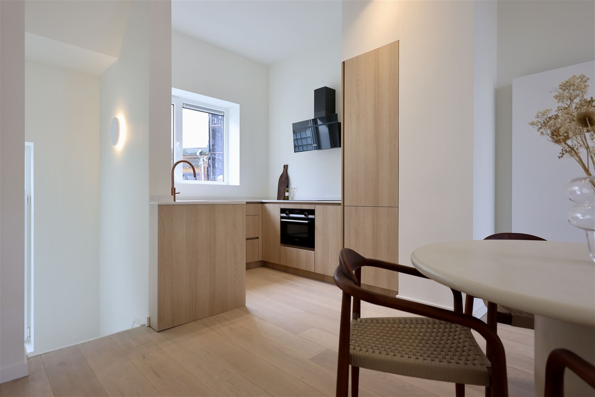 Prachtige karakterwoning nabij Park Spoor Noord foto 2