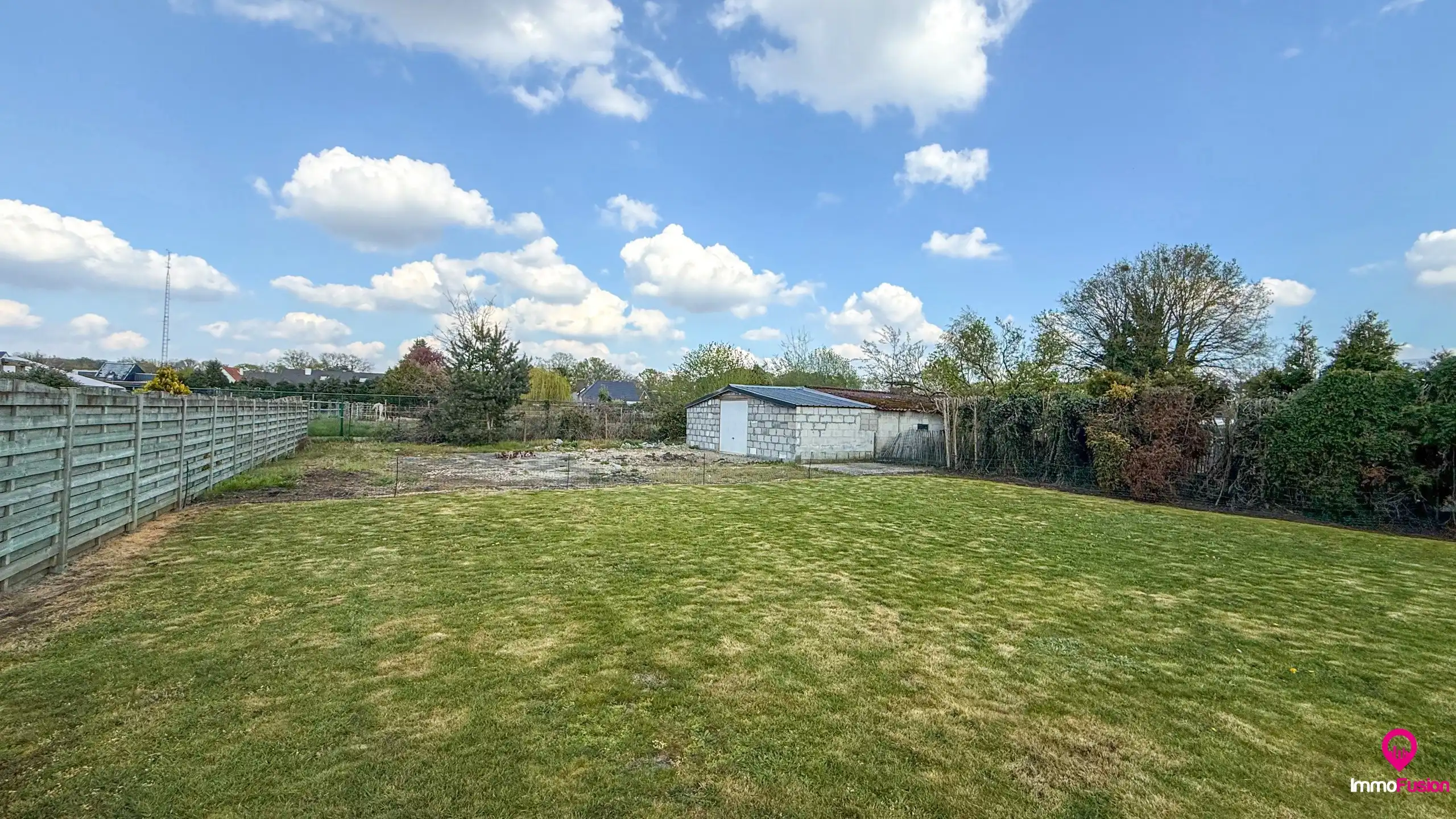 Charmante woning met 5 slaapkamers op een ruim perceel foto 56