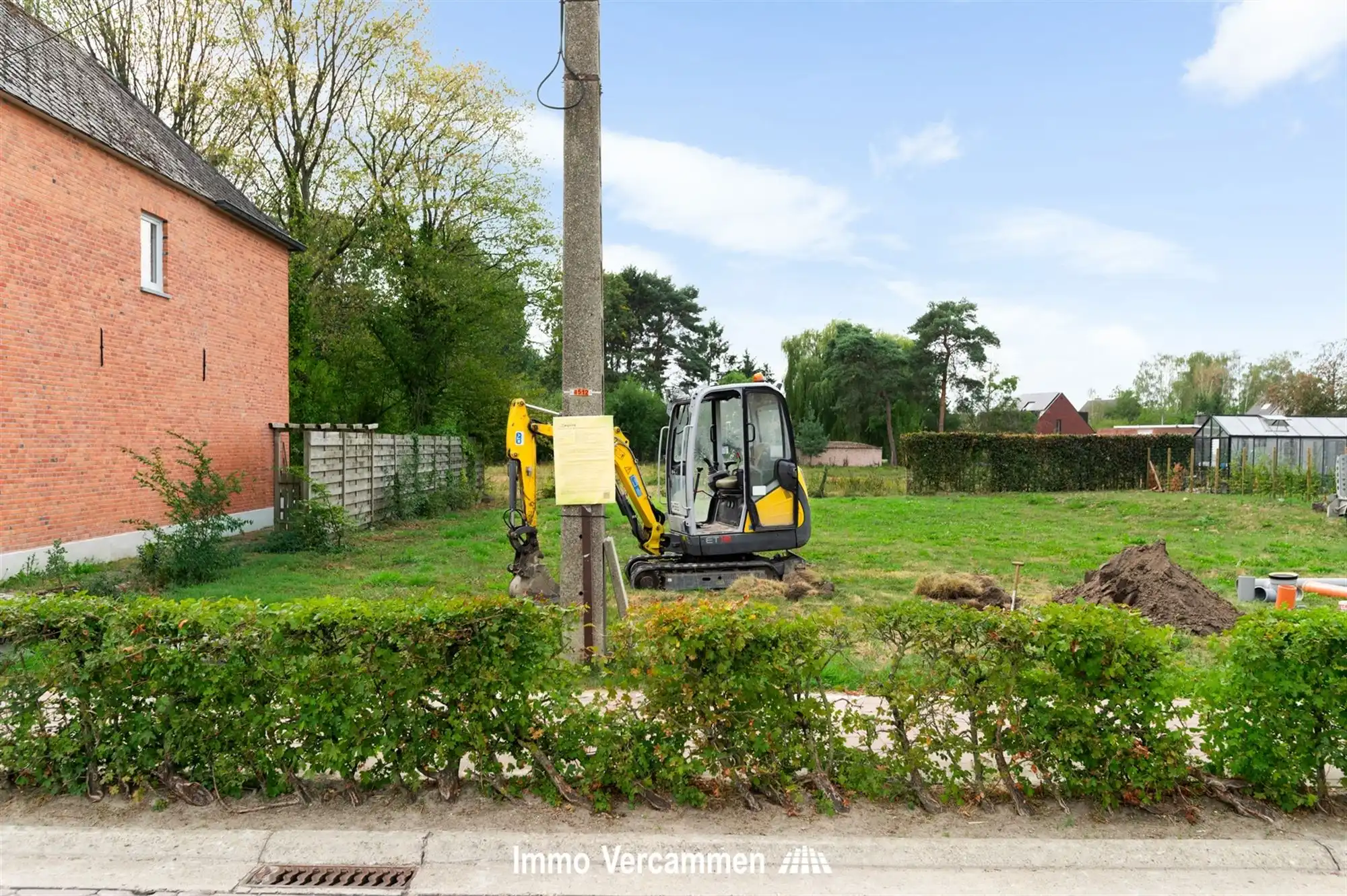 Bouwgrond voor HOB te Putte - opp. 305 m² foto 2