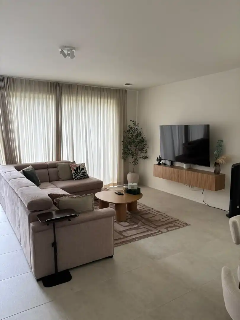 Stijlvol wonen in Groenloo – Ruime woning met 3 slaapkamers, terras en ondergrondse parking foto 7