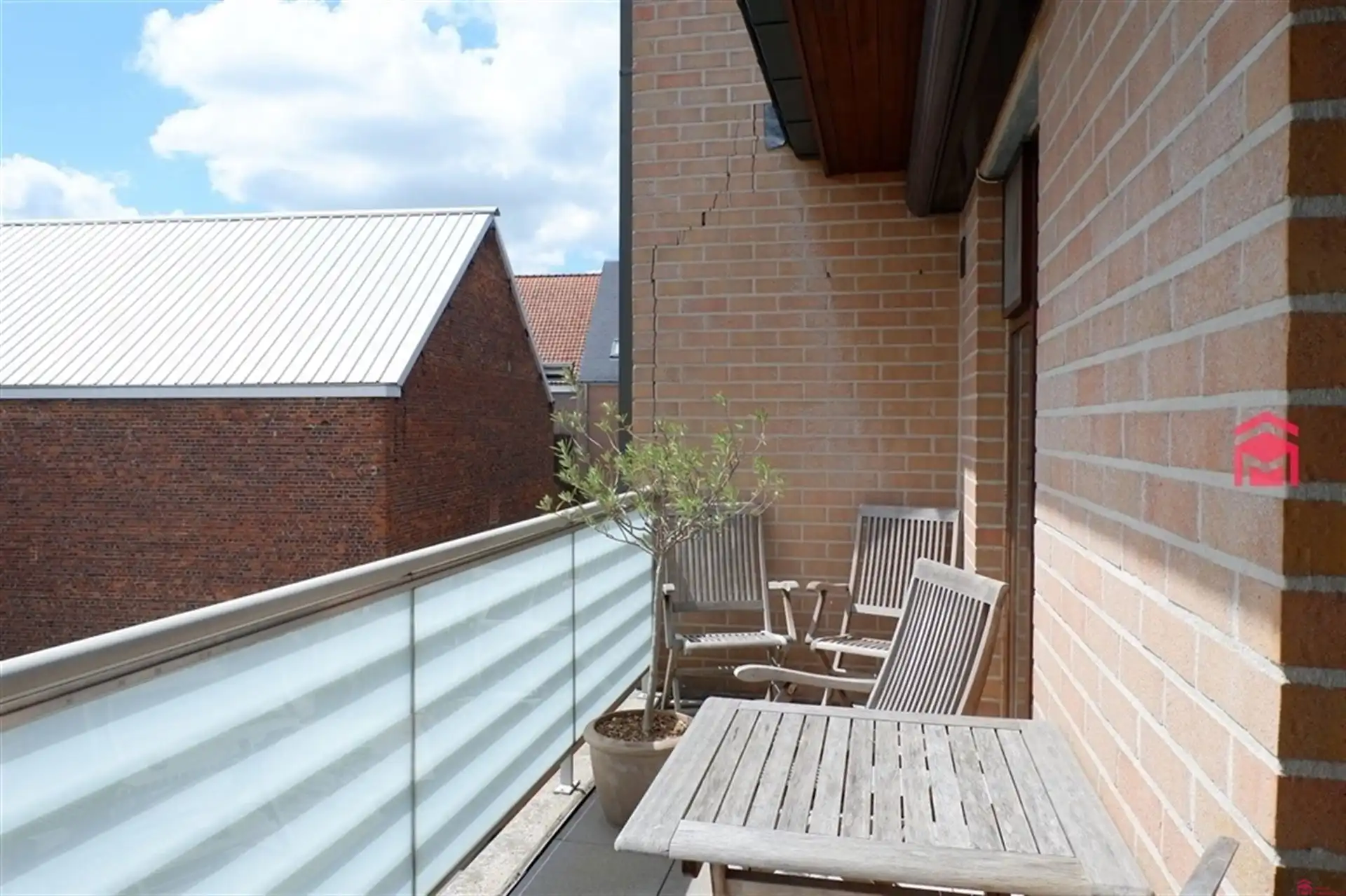 Duplex-appartement met 2 terrassen in centrum Kuurne foto 7