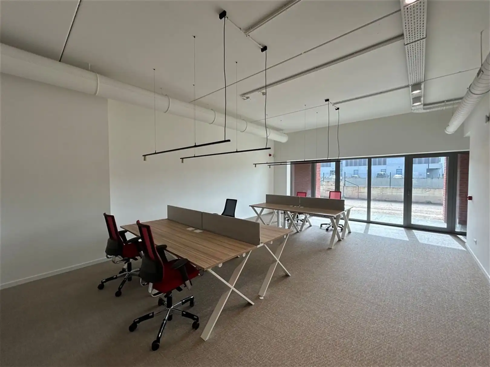 Kantoorgebouw foto 9