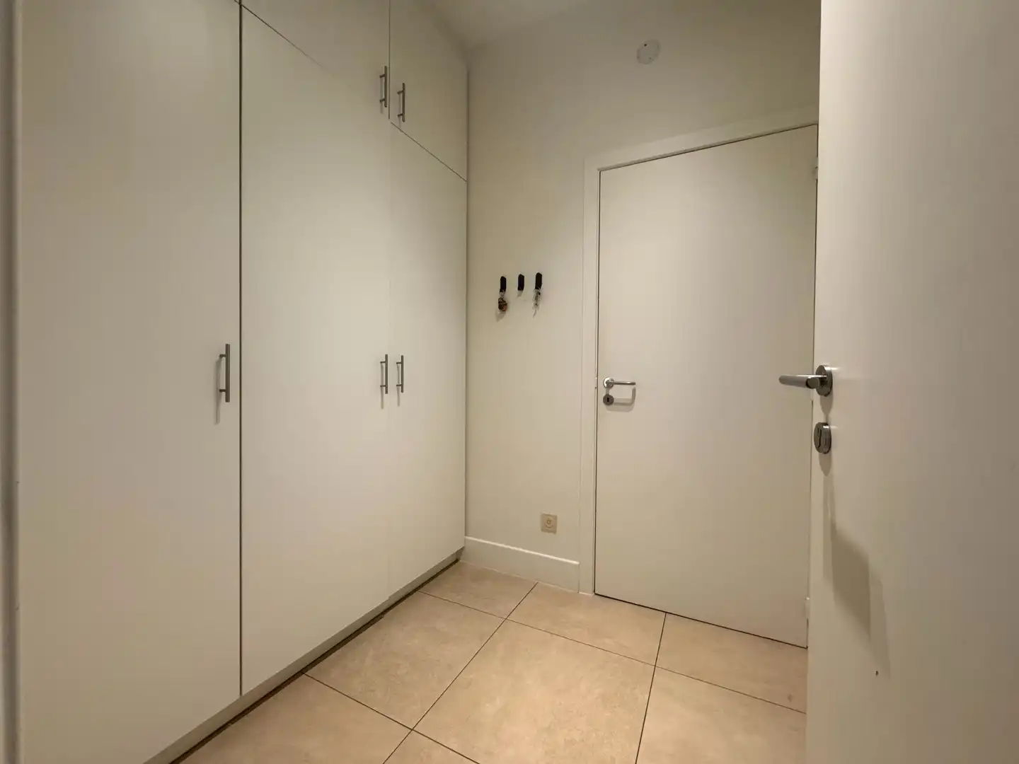 Bemeubeld gelijkvloers appartement met 1 slaapkamer te huur nabij centrum Hasselt foto 3