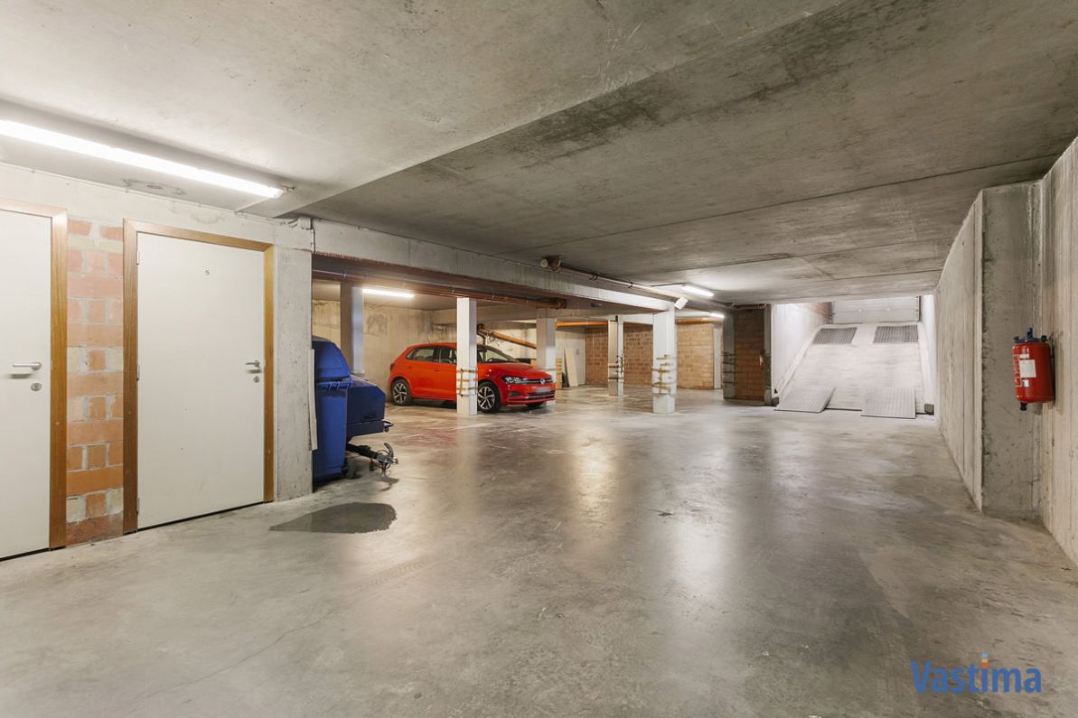 Ruim en lichtrijk 2 slaapkamerappartement met terras in centrum Asse foto 13