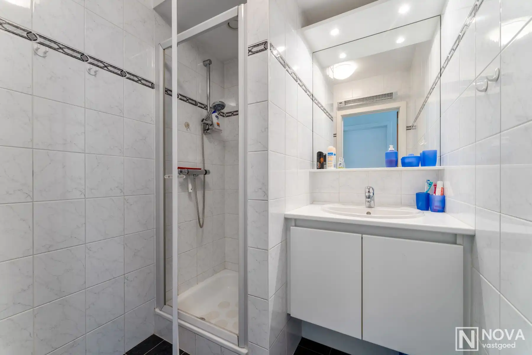 Ruim gelijkvloers appartement met groot terras. foto 14