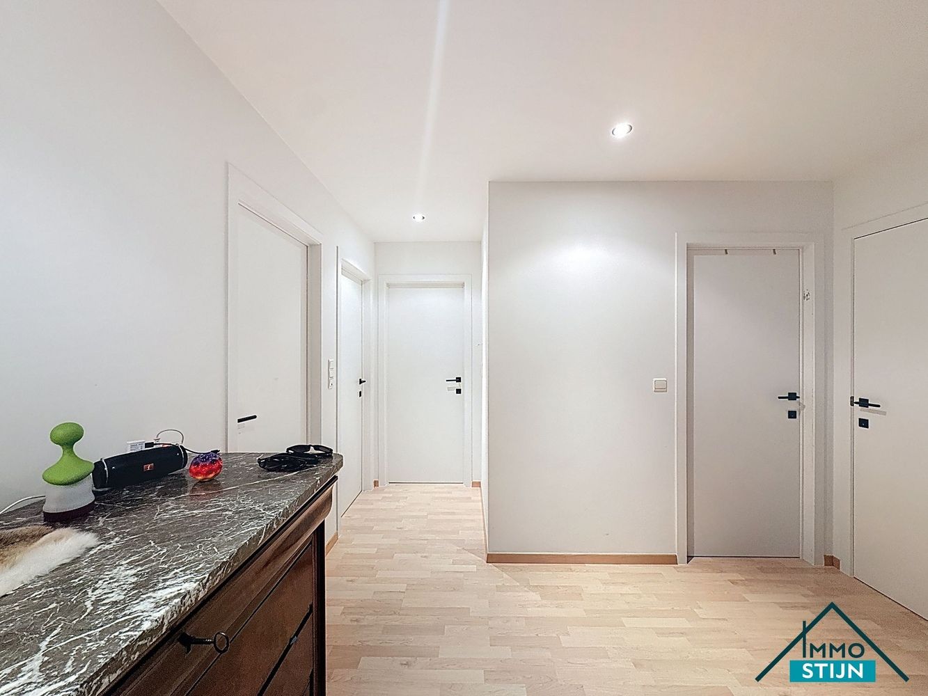 Gezinswoning met 4 slaapkamers in rustige doodlopende straat foto 9