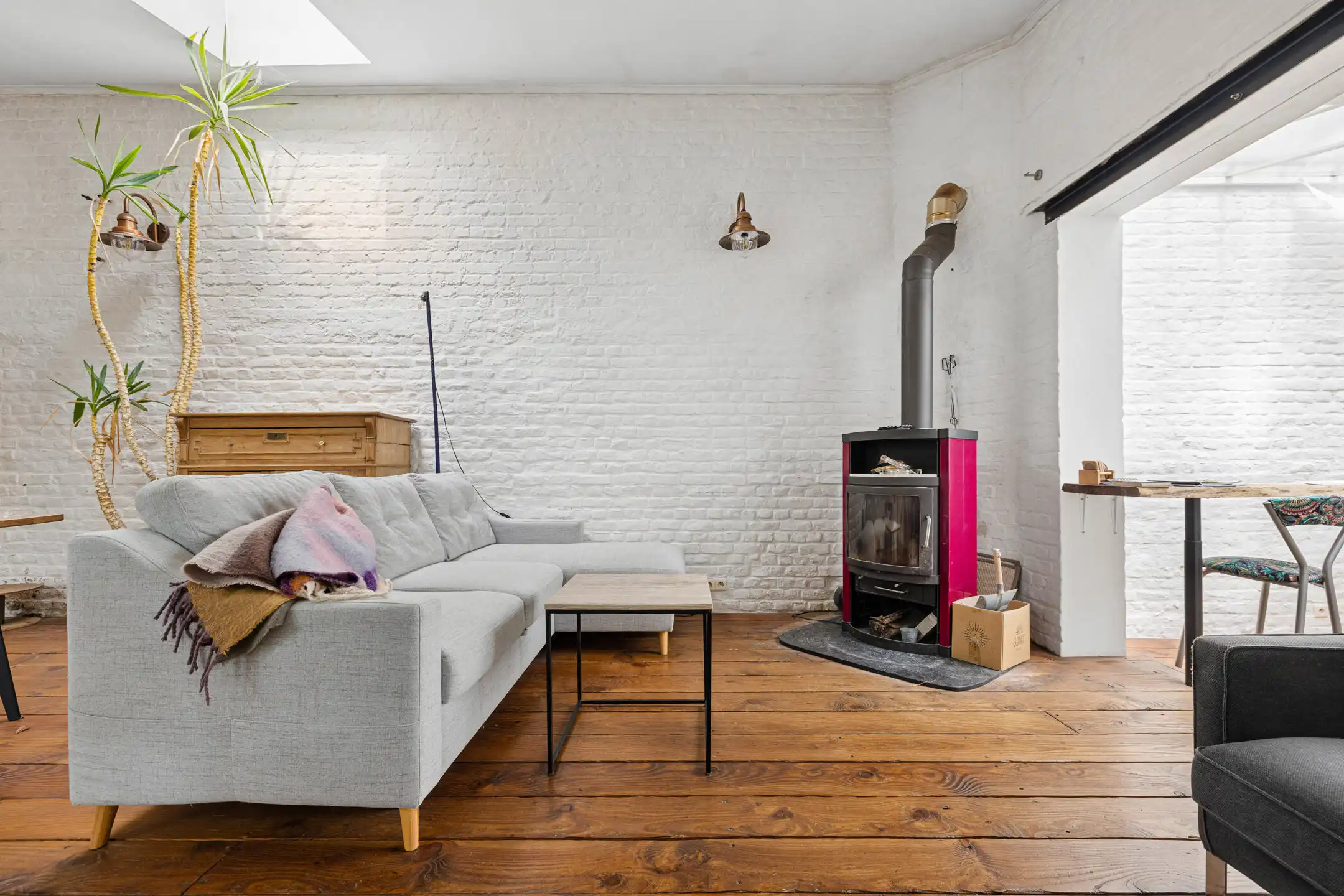 Begane grond 2 slaapkamers van ± 126 m² met tuin foto 2