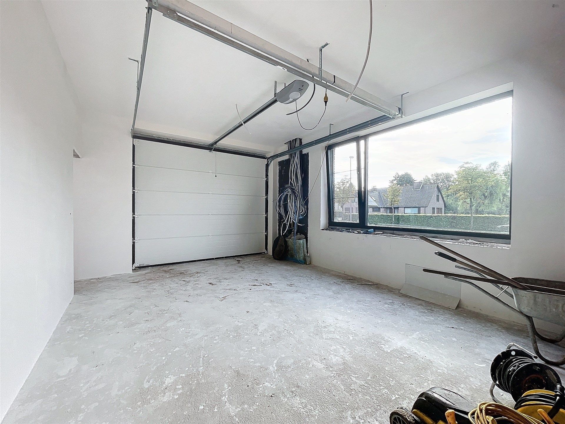 Prachtige nieuwbouwwoning naar eigen smaak af te werken op perceel van 1122 m² m²  foto 4