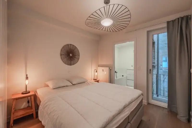 Mooi appartement met zijdelingszeezicht foto 22