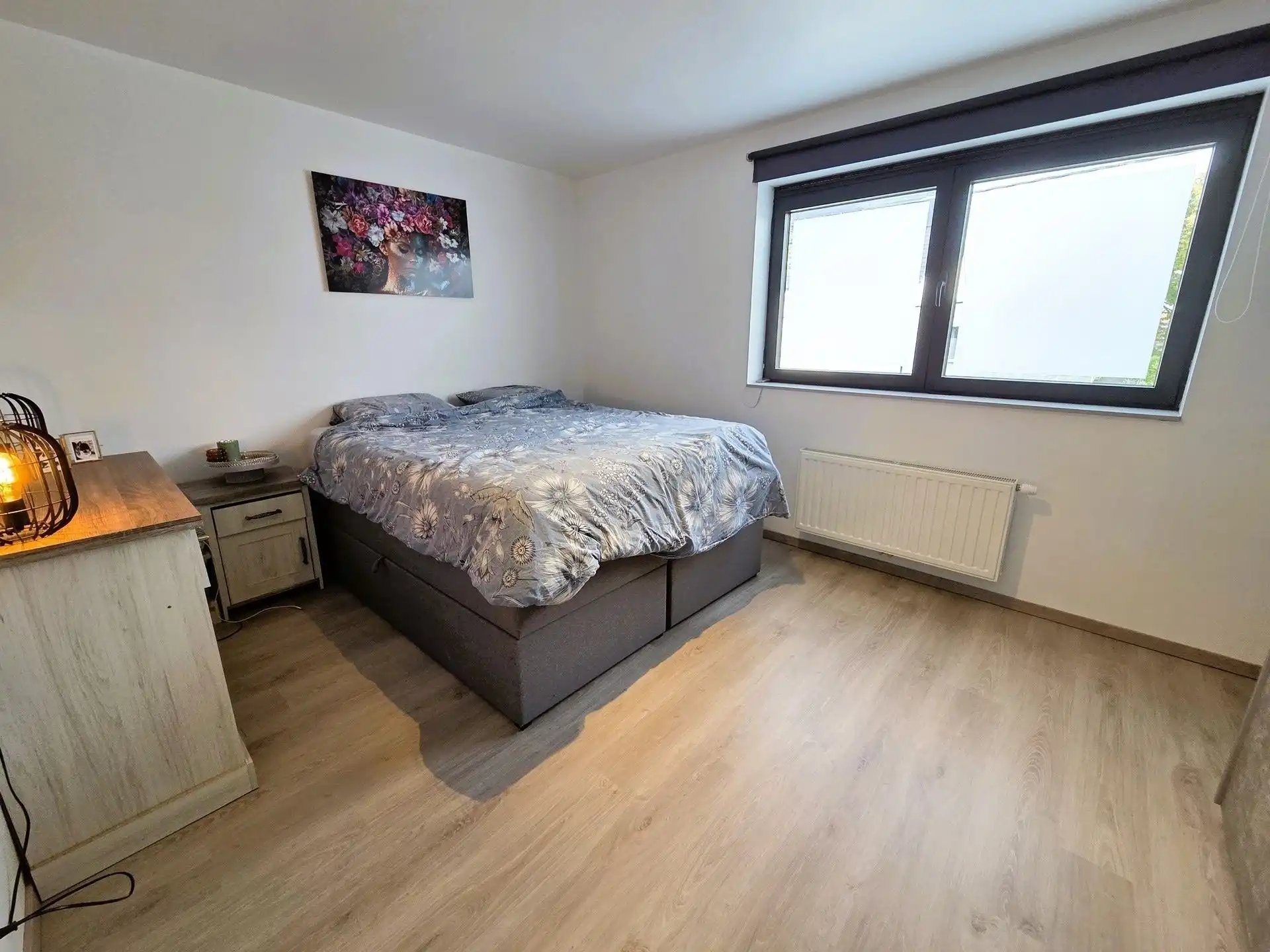 Instapklaar 2slpk- appartement met zuidgericht terras en carport in hartje Berlaar foto 5
