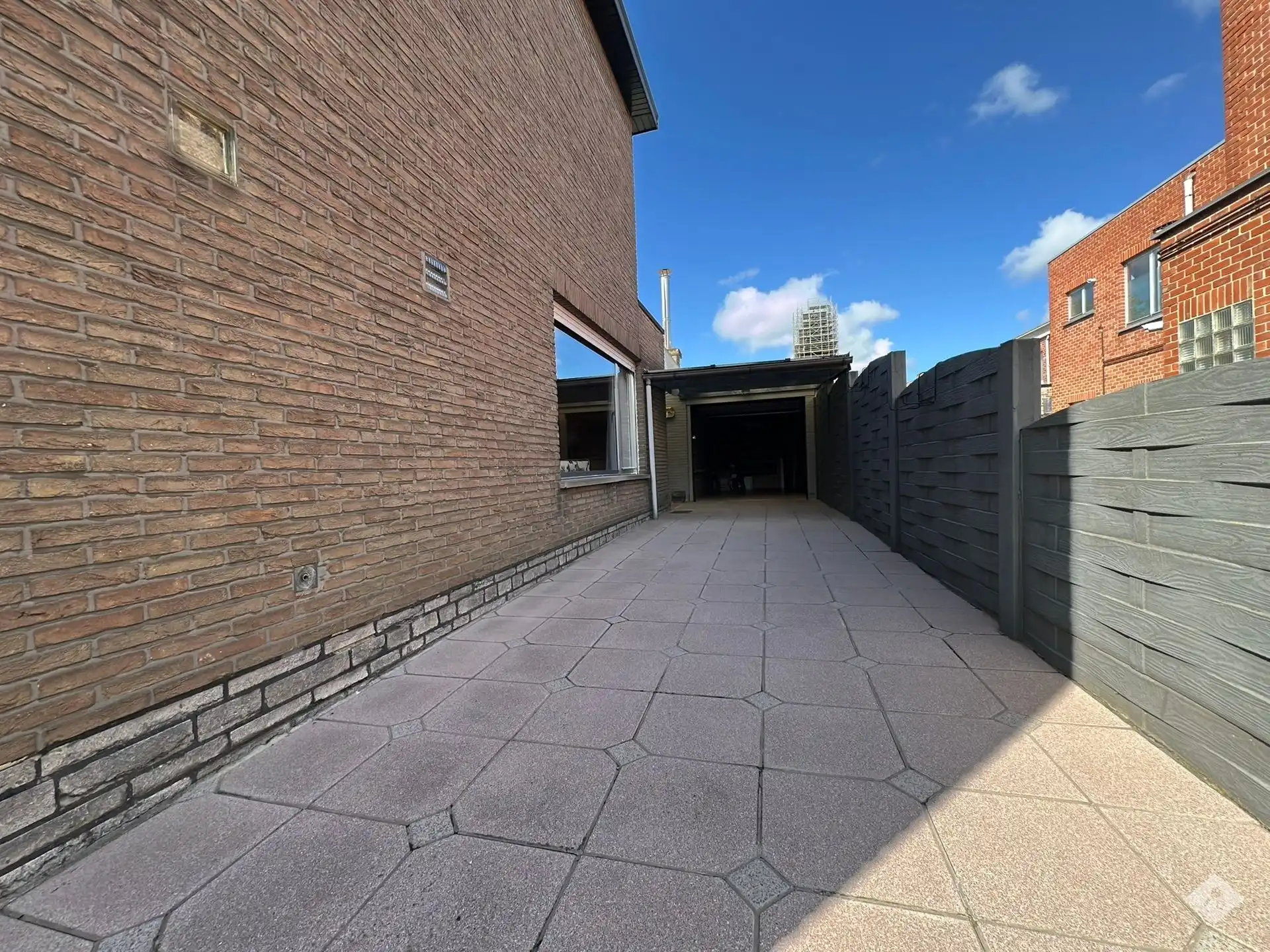 woning te centrum opstal met garage en oprit foto 17