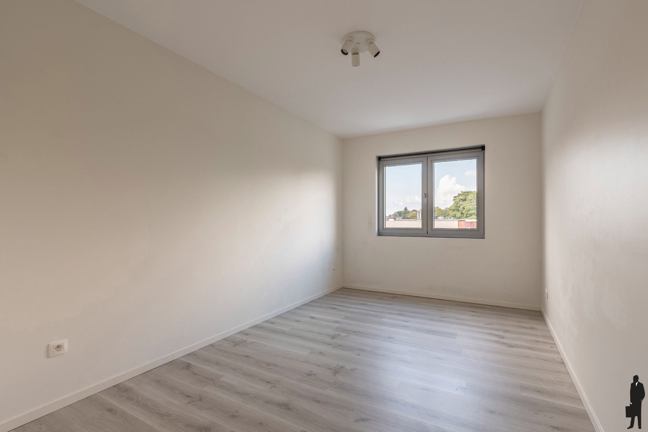 Duplex (ca. 140m²) met 3 slpks, 2 badks en overdekt Z terras foto 16