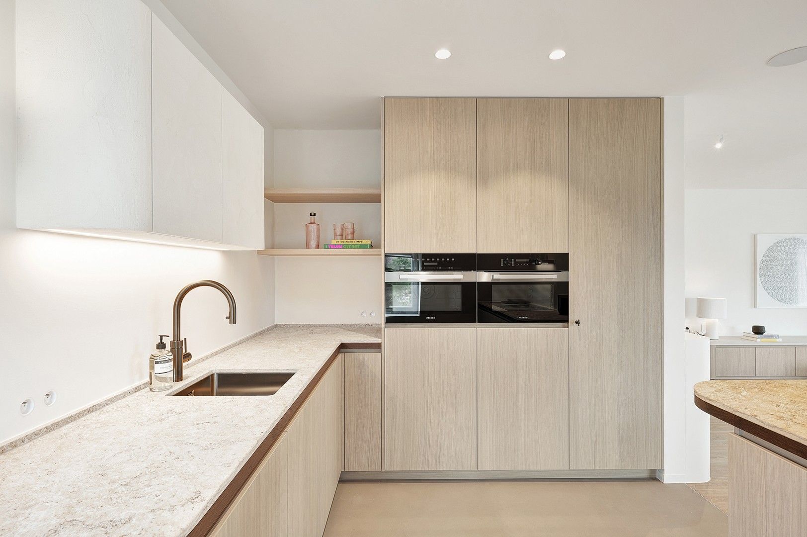 Uitzonderlijk hoekappartement van 188m² met open zicht op de Approach Golf in hartje Zoute. foto 14