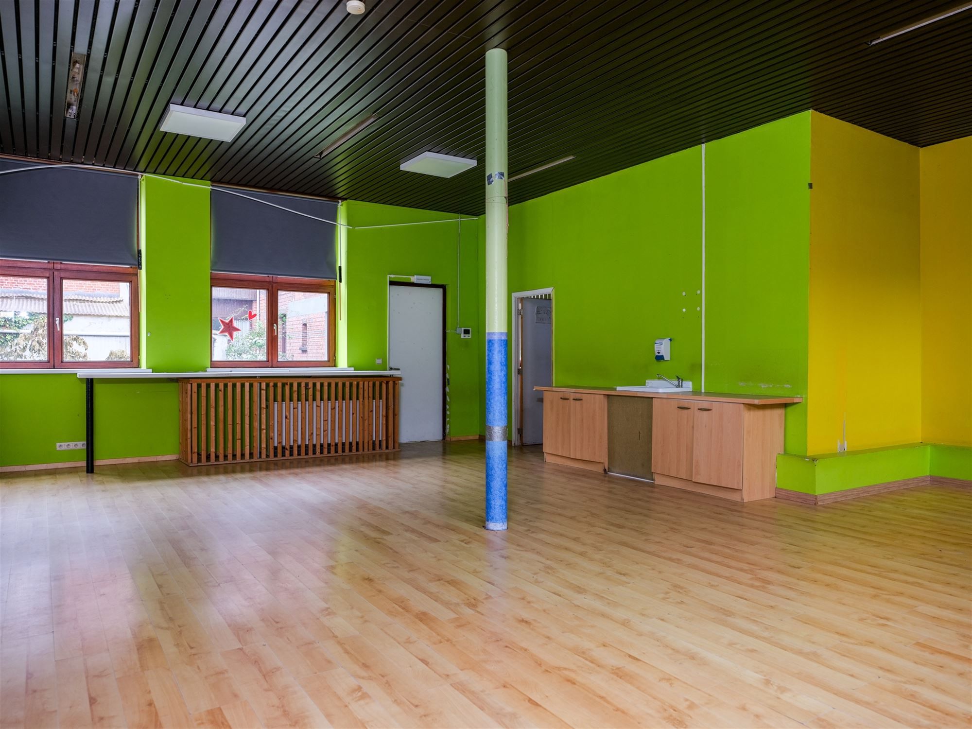 ruime rijwoning met polyvalent bijgebouw en tal van mogelijk foto 17