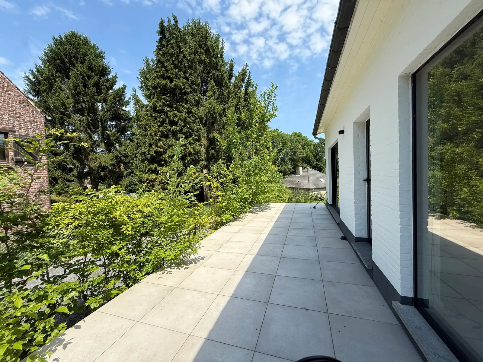 Gerenoveerde woning met 3 slpks op 9 are foto 7